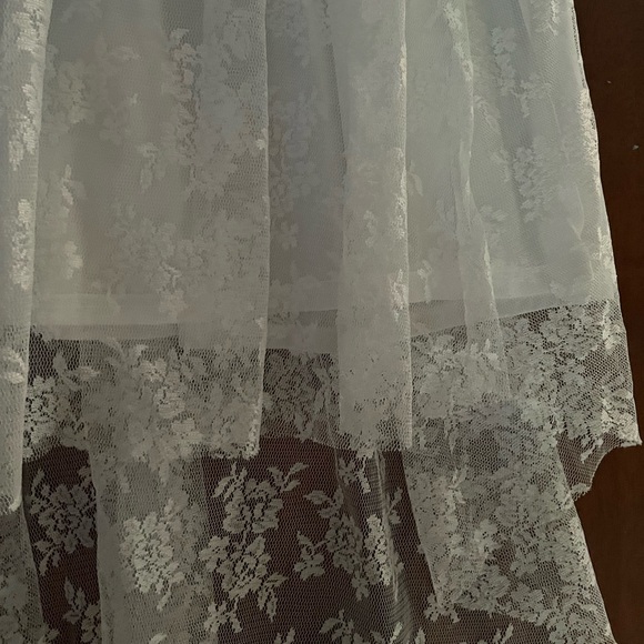 NWT dress with train - Picture 7 of 13